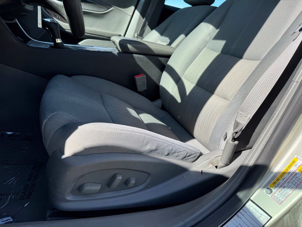 Used 2015 Chevrolet Impala LS FWD image 5