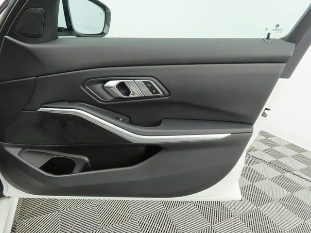 Used 2023 BMW 330i Sedan w/ Driving Assistance Package image 25