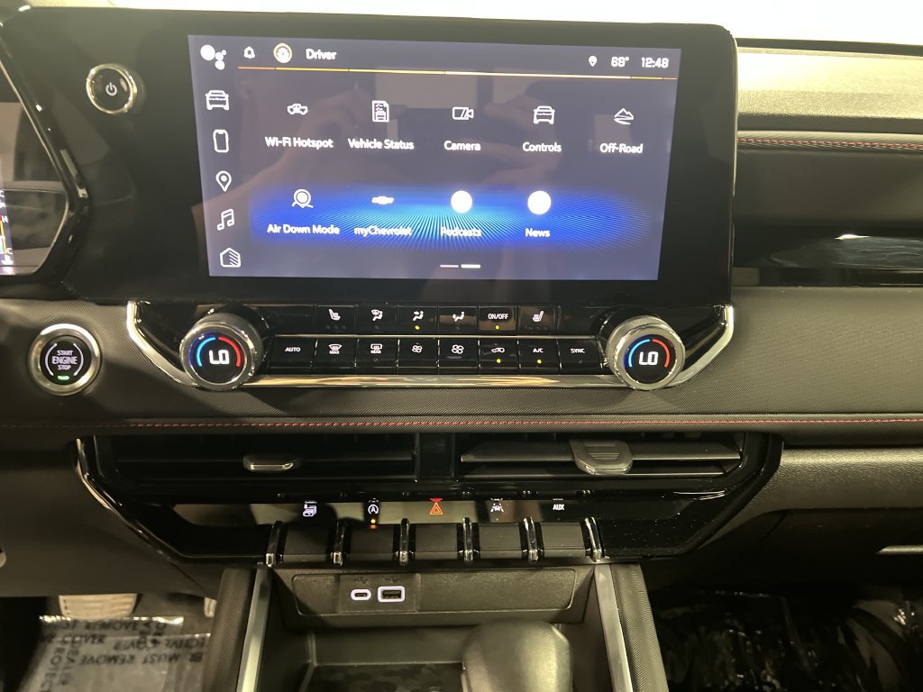 Certified 2023 Chevrolet Colorado Z71 w/ Z71 Convenience Package 2 AWD/4WD image 23