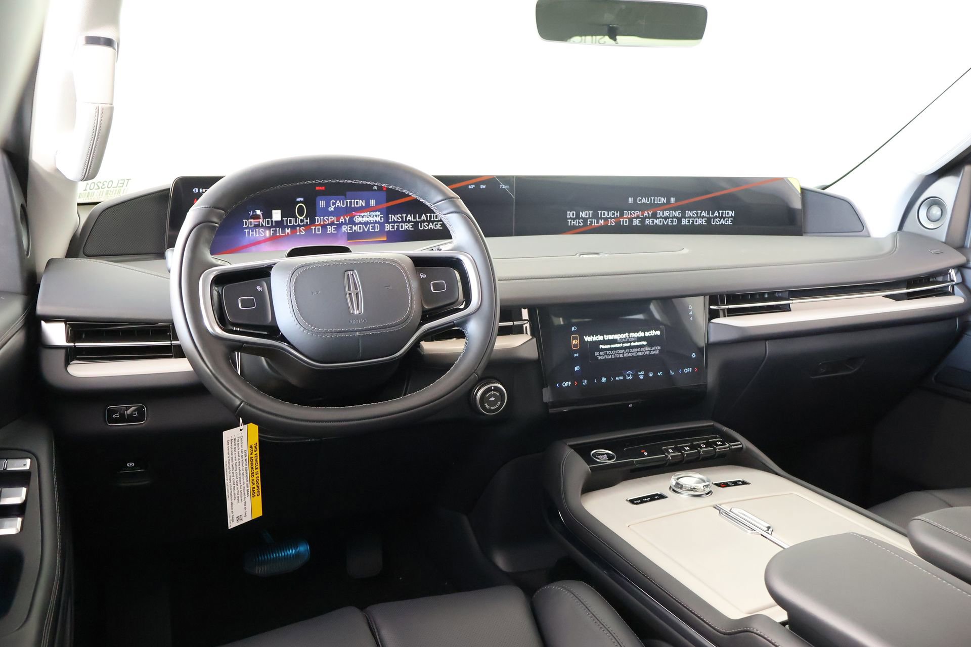 New 2026 Lincoln Navigator Premiere image 2