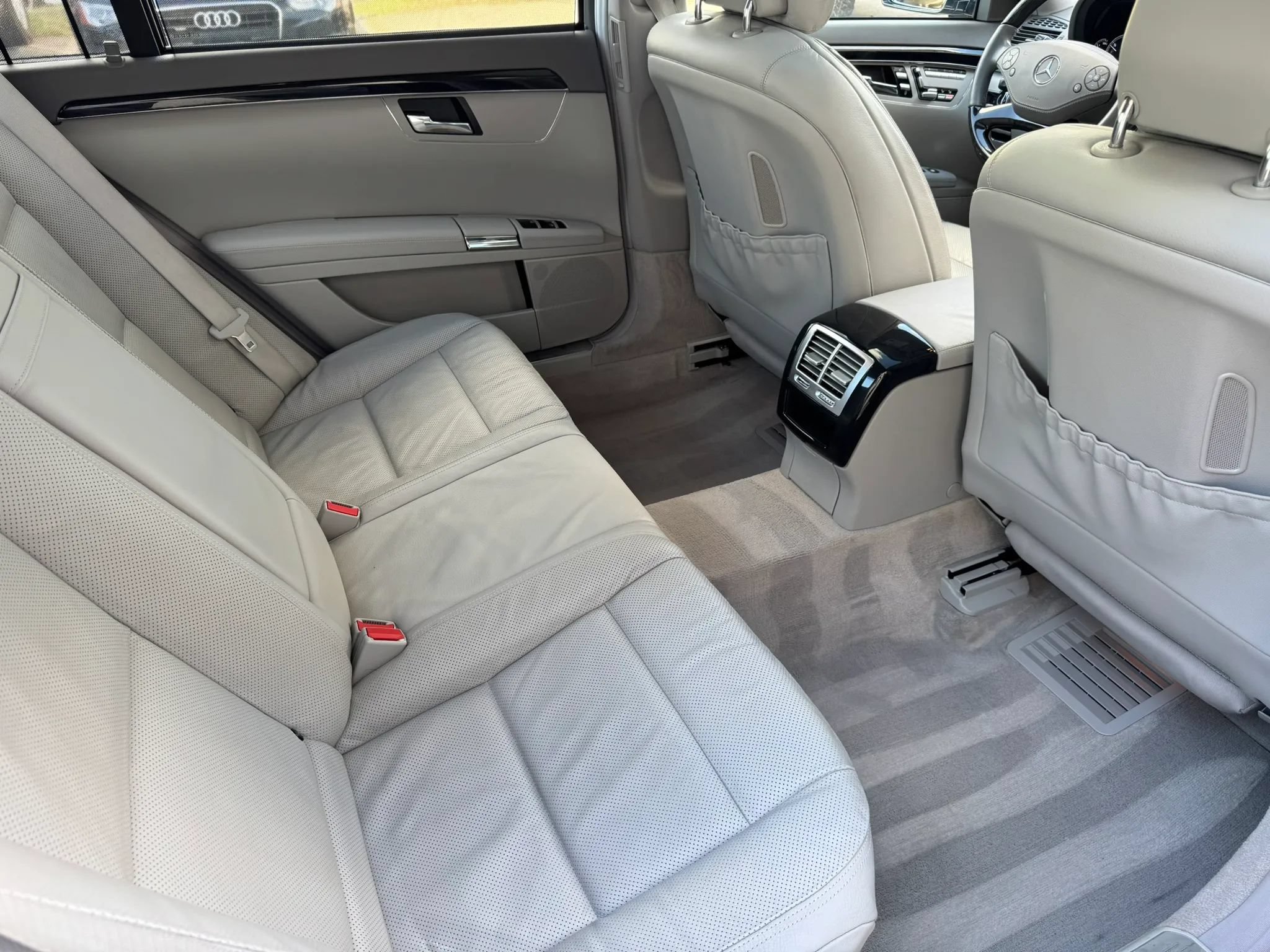 Used 2013 Mercedes-Benz S 350 BlueTEC 4MATIC image 32