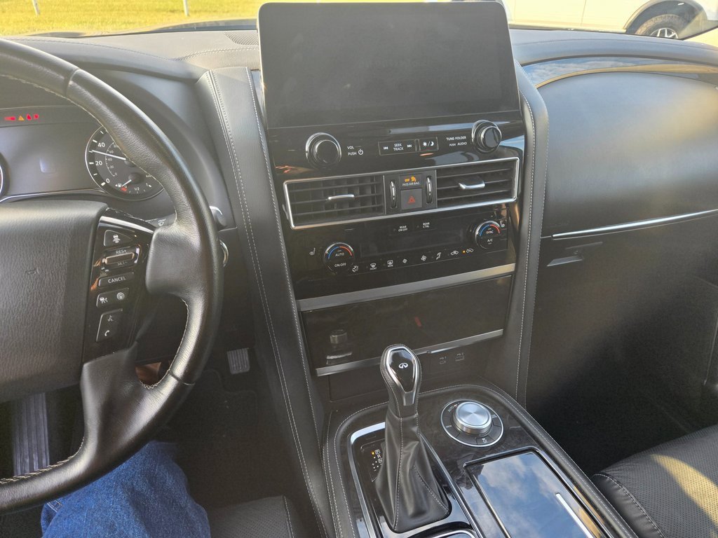 Used 2024 INFINITI QX80 Luxe image 10