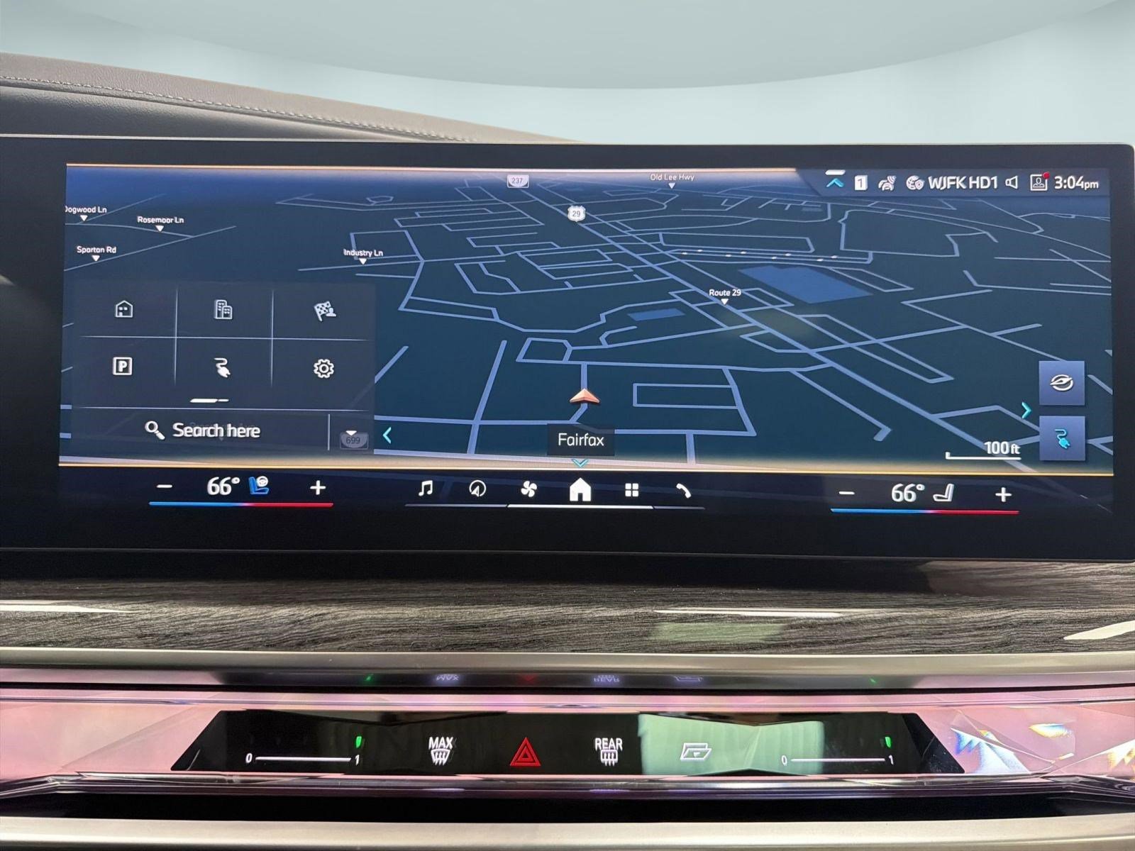 Used 2026 BMW i7 eDrive50 w/ Executive Package image 23