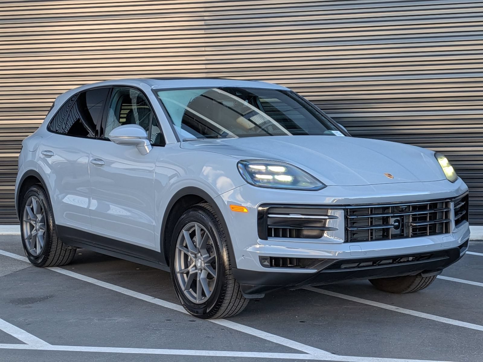 Certified 2026 Porsche Cayenne AWD/4WD image 9