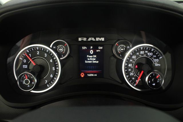 Used 2024 RAM 2500 Big Horn w/ Bed Utility Group image 11