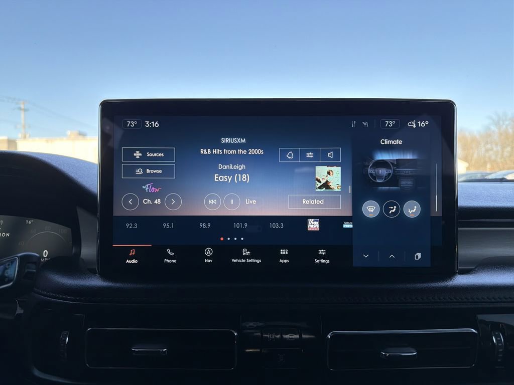 Certified 2023 Lincoln Nautilus AWD w/ Premium Package image 24