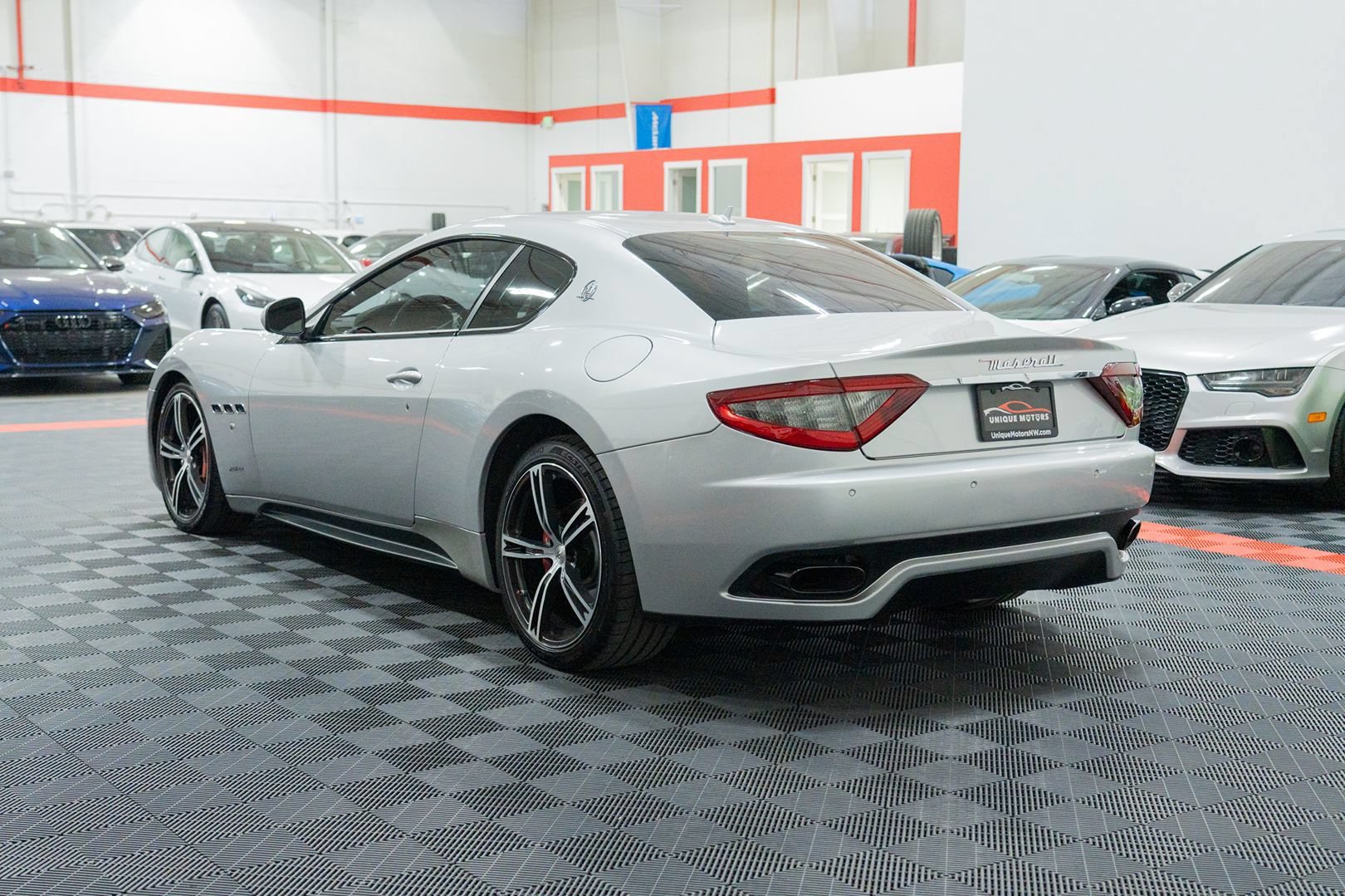 Used 2017 Maserati GranTurismo Sport RWD image 5