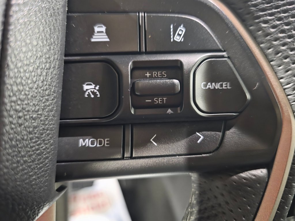 Used 2025 Toyota Tundra Limited image 6