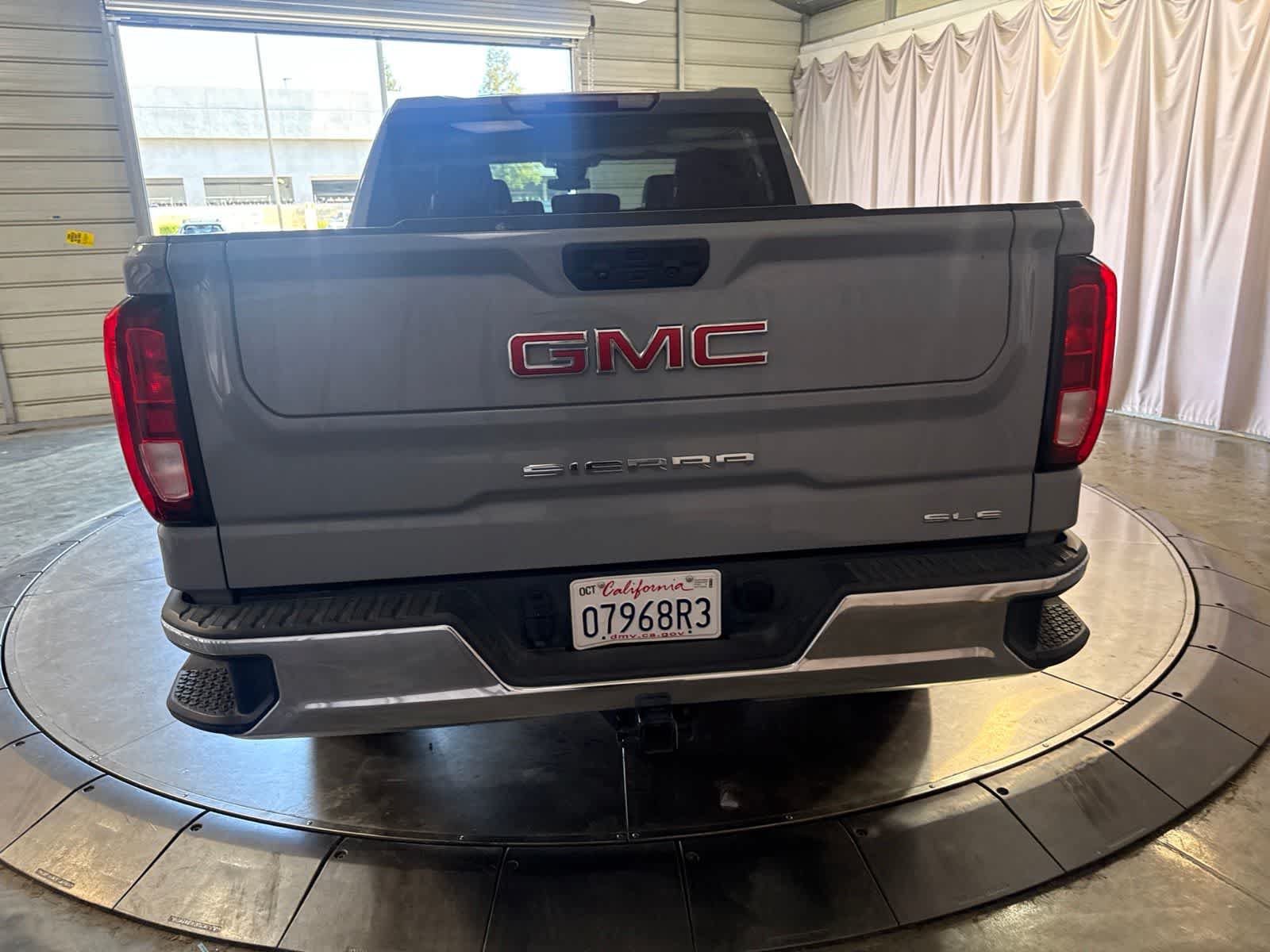 Used 2024 GMC Sierra 1500 SLE AWD/4WD image 6