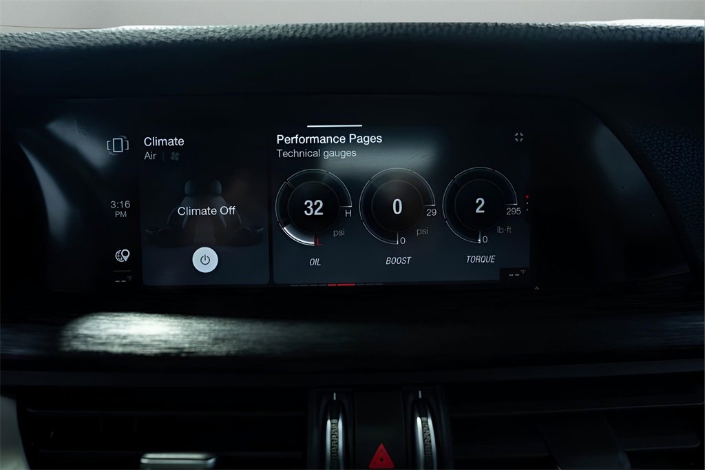 Used 2021 Alfa Romeo Stelvio Sprint w/ Nero Edizione image 41