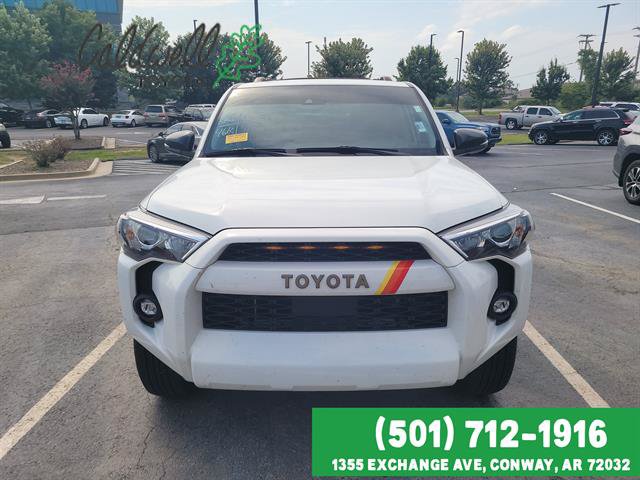 Used 2023 Toyota 4Runner 40th Anniversary SE AWD/4WD image 2