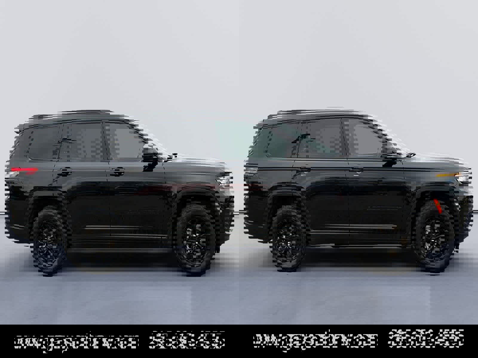 Used 2024 Jeep Grand Cherokee L Laredo image 2