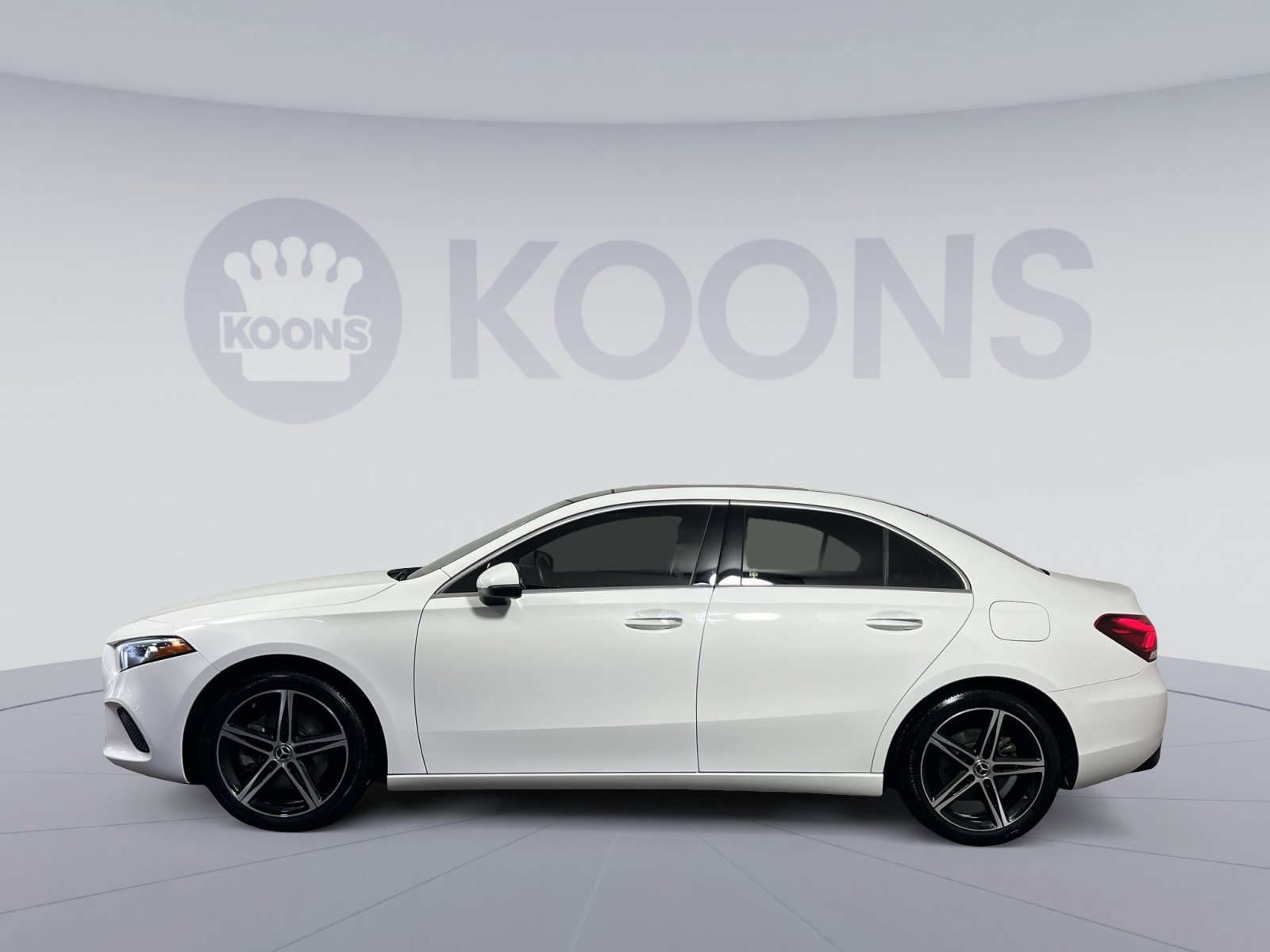 Used 2019 Mercedes-Benz A 220 4MATIC image 2