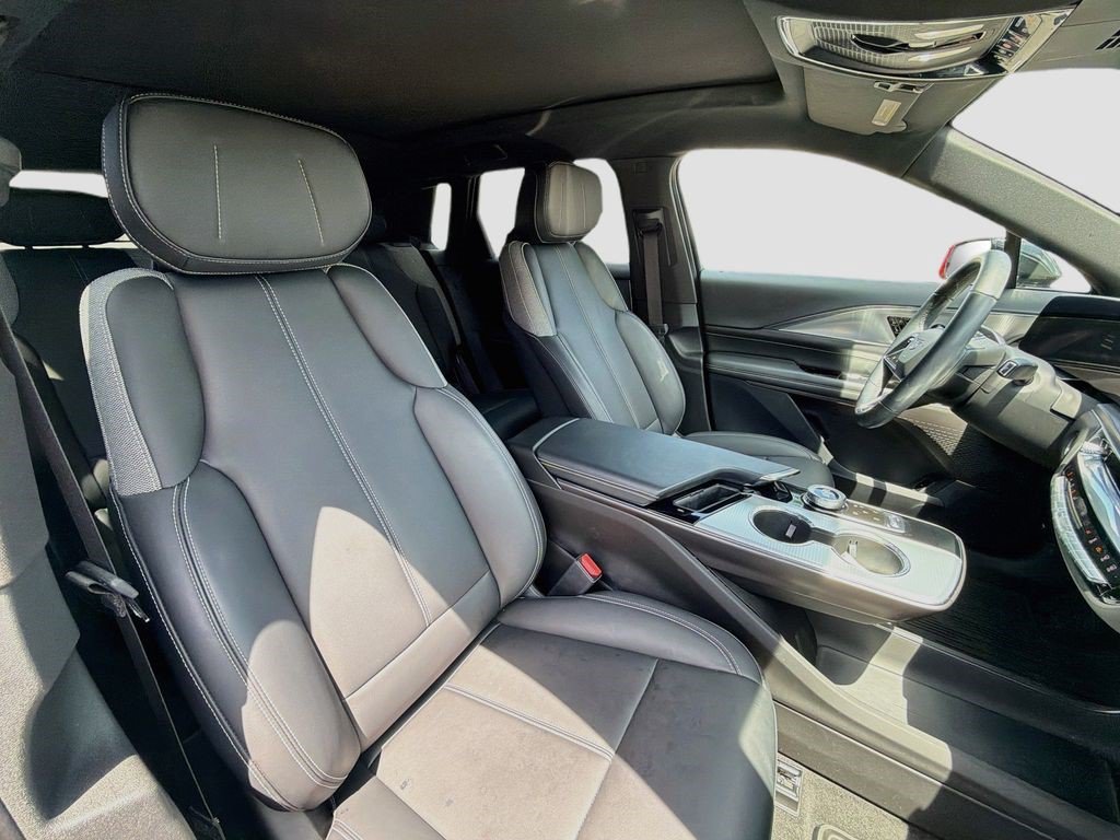 Certified 2024 Cadillac Lyriq Tech w/ Driver Assist Package RWD image 16