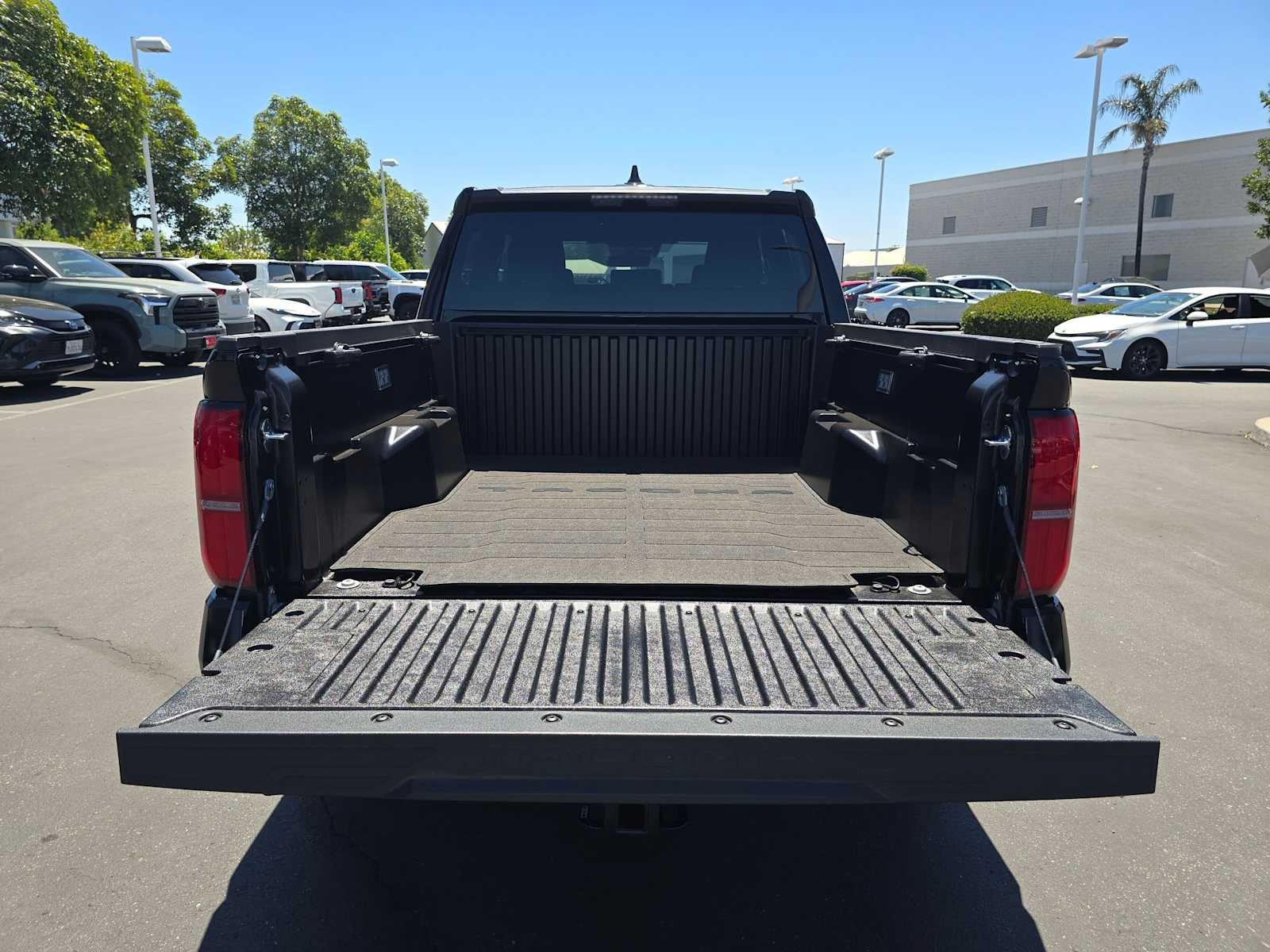 New 2026 Toyota Tacoma SR5 AWD/4WD image 17