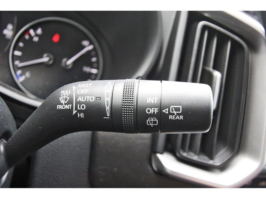 Used 2025 MAZDA CX-50 AWD 2.5 Hybrid w/ Premium Pkg image 19