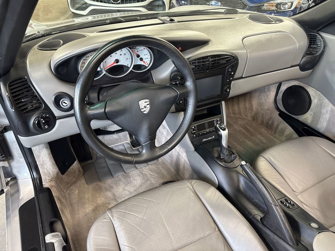 Used 2000 Porsche Boxster S image 45