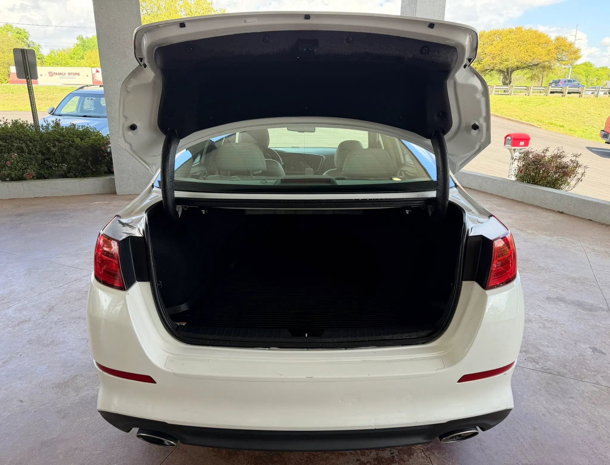 Used 2015 Kia Optima EX image 22