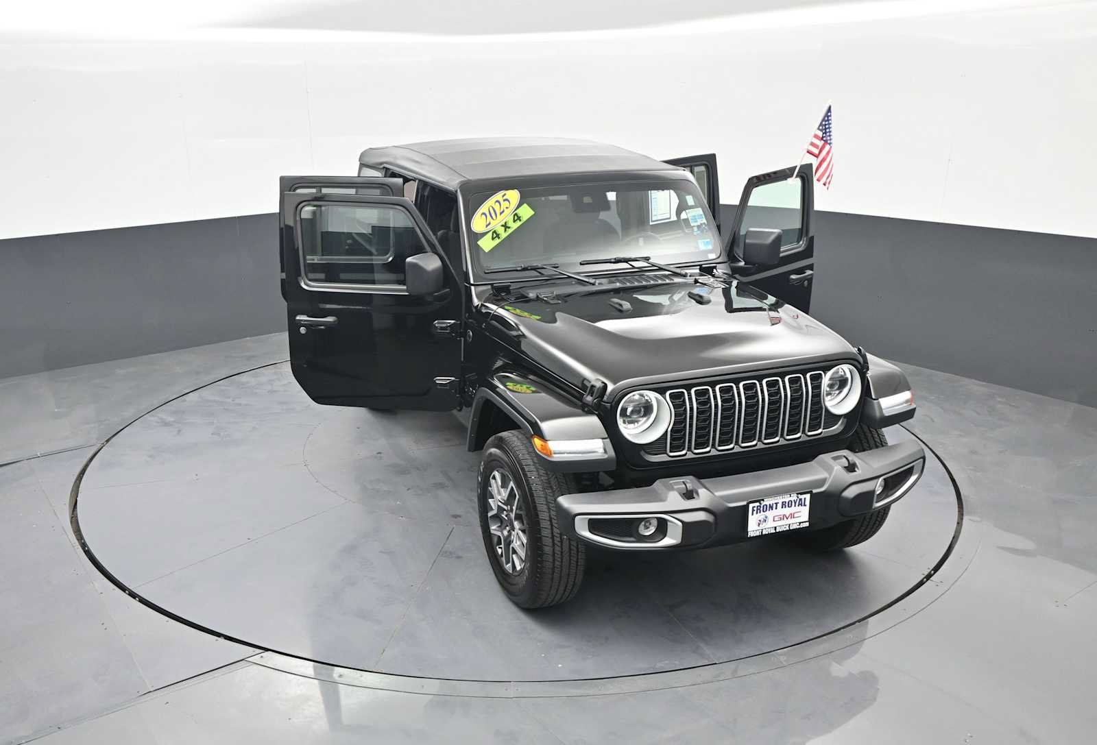 Used 2025 Jeep Wrangler Unlimited Sahara AWD/4WD image 40