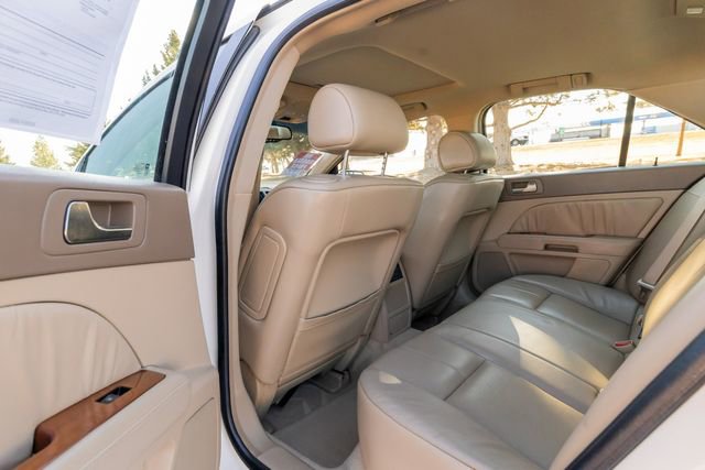 Used 2006 Cadillac STS V8 w/ Preferred Equipment Group image 14