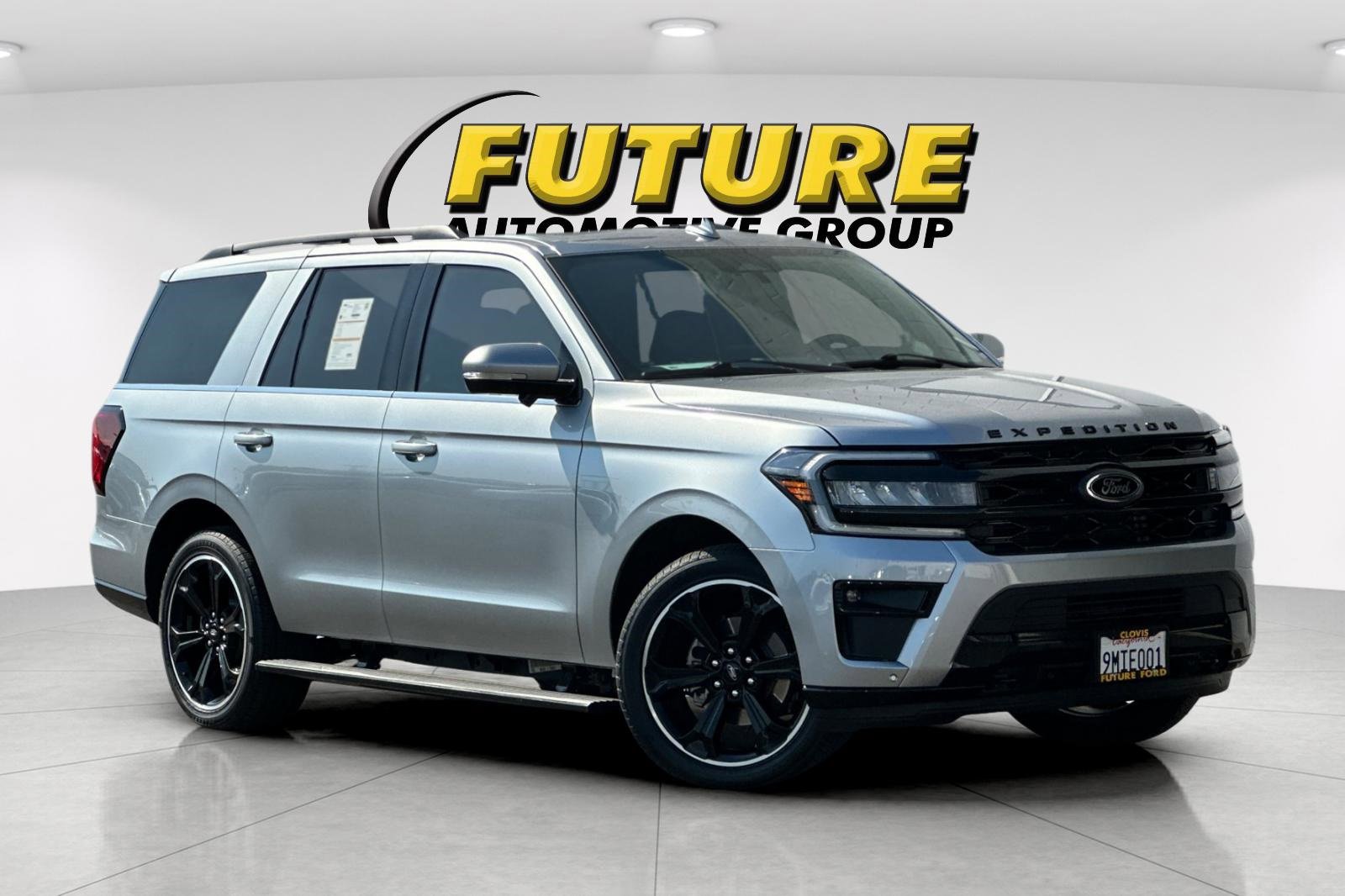 Certified 2024 Ford Expedition Limited image 1