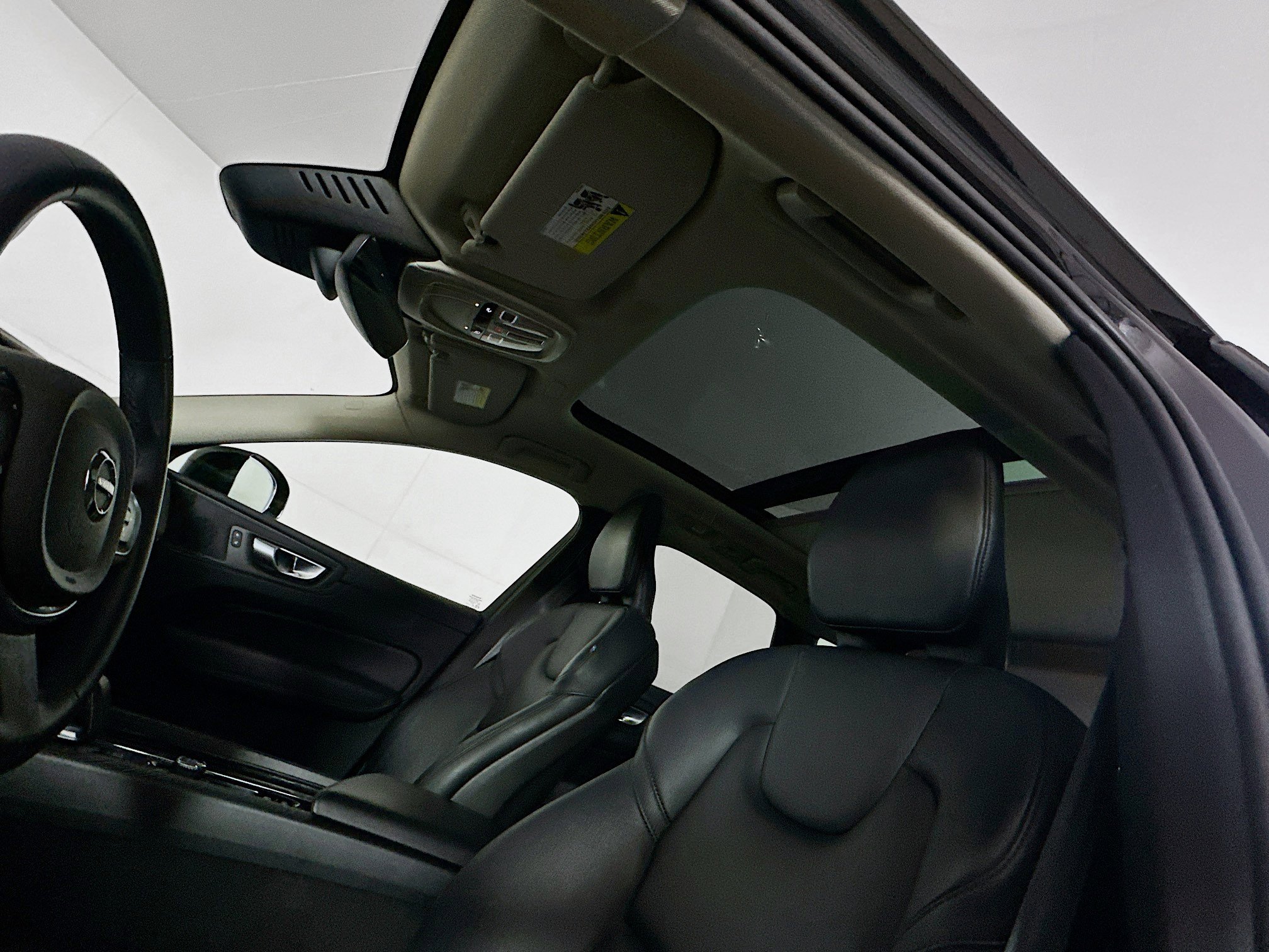 Used 2024 Volvo XC60 B5 Core w/ Climate Package image 25