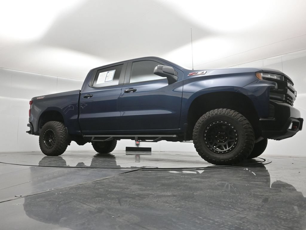 Used 2020 Chevrolet Silverado 1500 LT Trail Boss AWD/4WD image 47