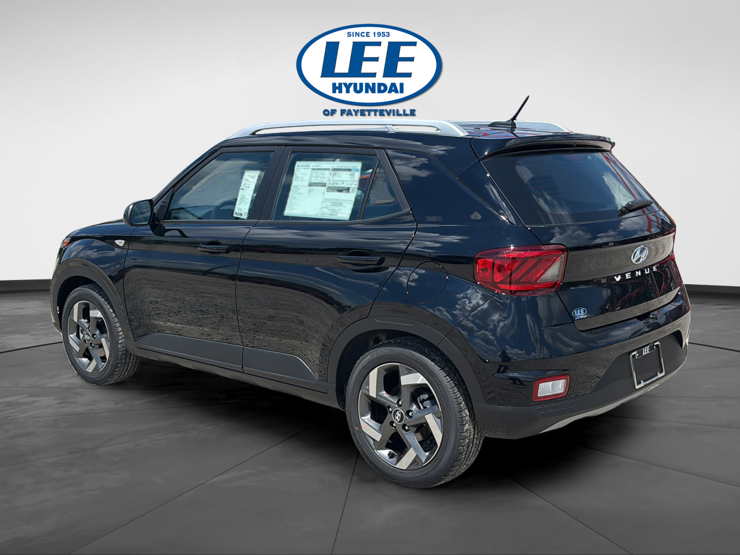 New 2026 Hyundai Venue SEL FWD image 5