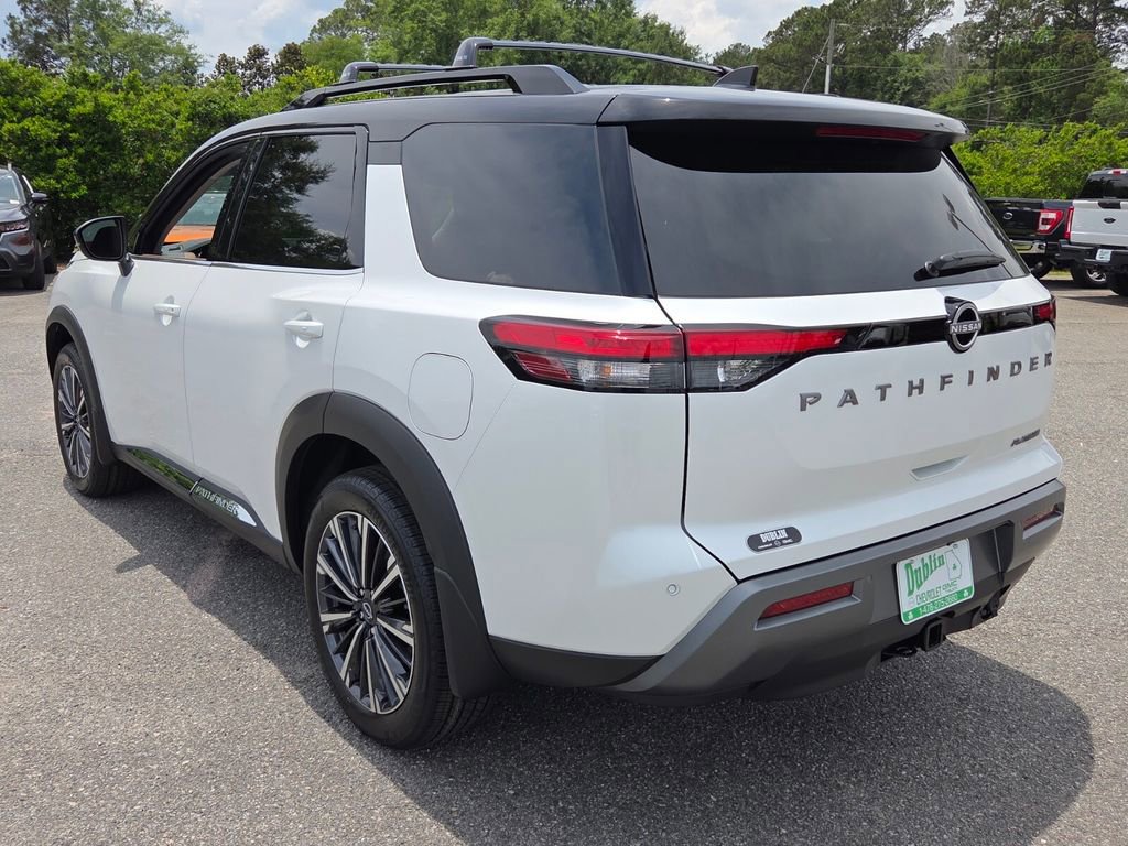 New 2026 Nissan Pathfinder Platinum FWD image 9
