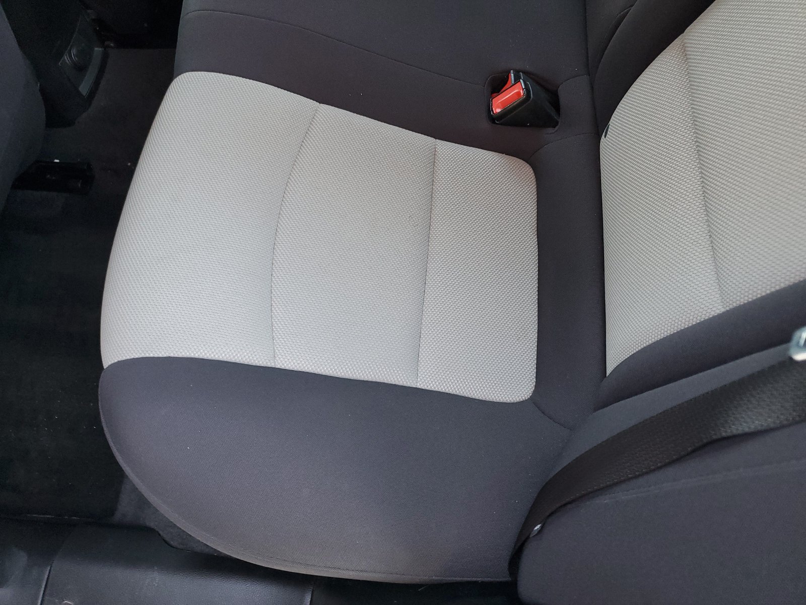 Used 2014 Chevrolet Cruze LS FWD image 14