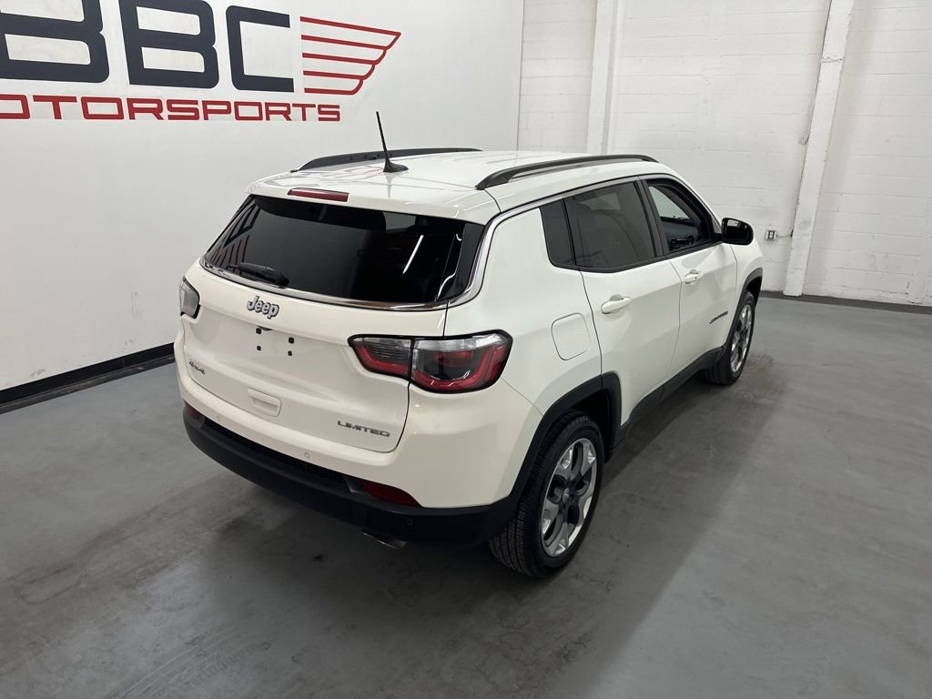 Used 2018 Jeep Compass Limited w/ Navigation Group AWD/4WD image 8