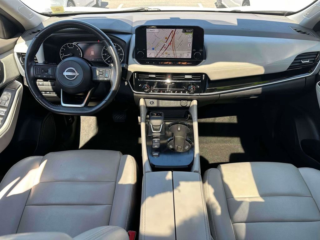 Used 2023 Nissan Rogue SL w/ SL Premium Package image 12