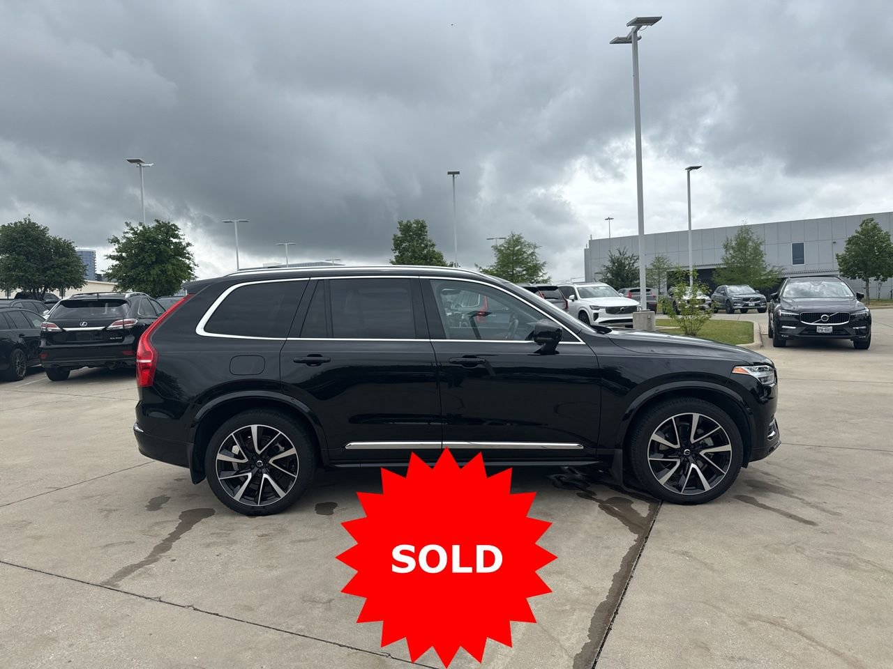 Certified 2023 Volvo XC90 B6 Plus w/ Protection Package Premier image 4