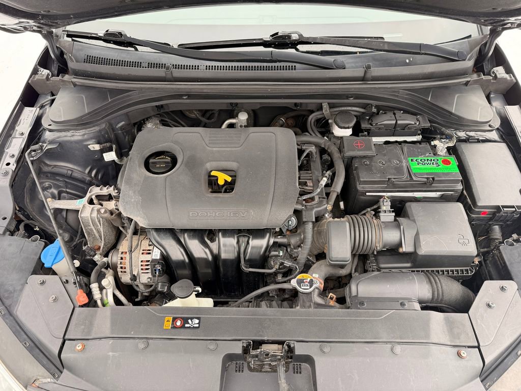 Used 2020 Hyundai Elantra SEL image 25