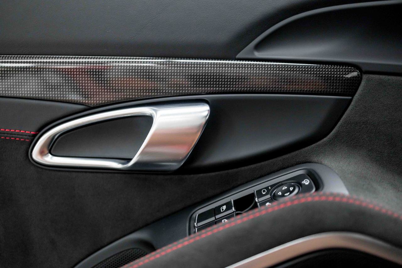 Used 2024 Porsche 718 Cayman GTS RWD image 39