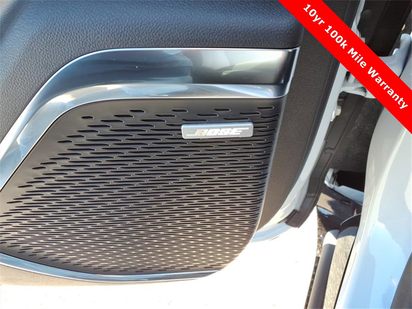 New 2026 Chevrolet Traverse High Country image 16