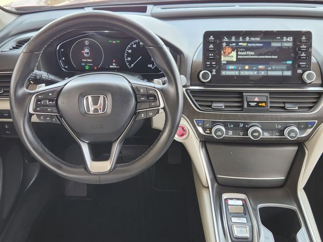 Used 2018 Honda Accord Touring image 26
