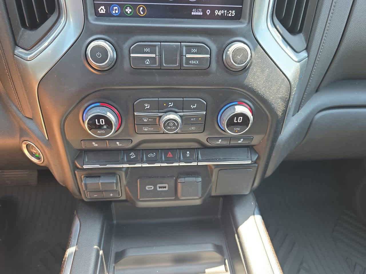 Used 2021 Chevrolet Silverado 1500 LT Trail Boss w/ Bed Protection Package AWD/4WD image 18