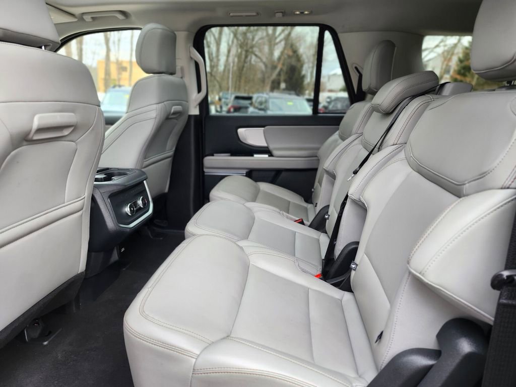 Certified 2025 Ford Expedition Max Active image 16