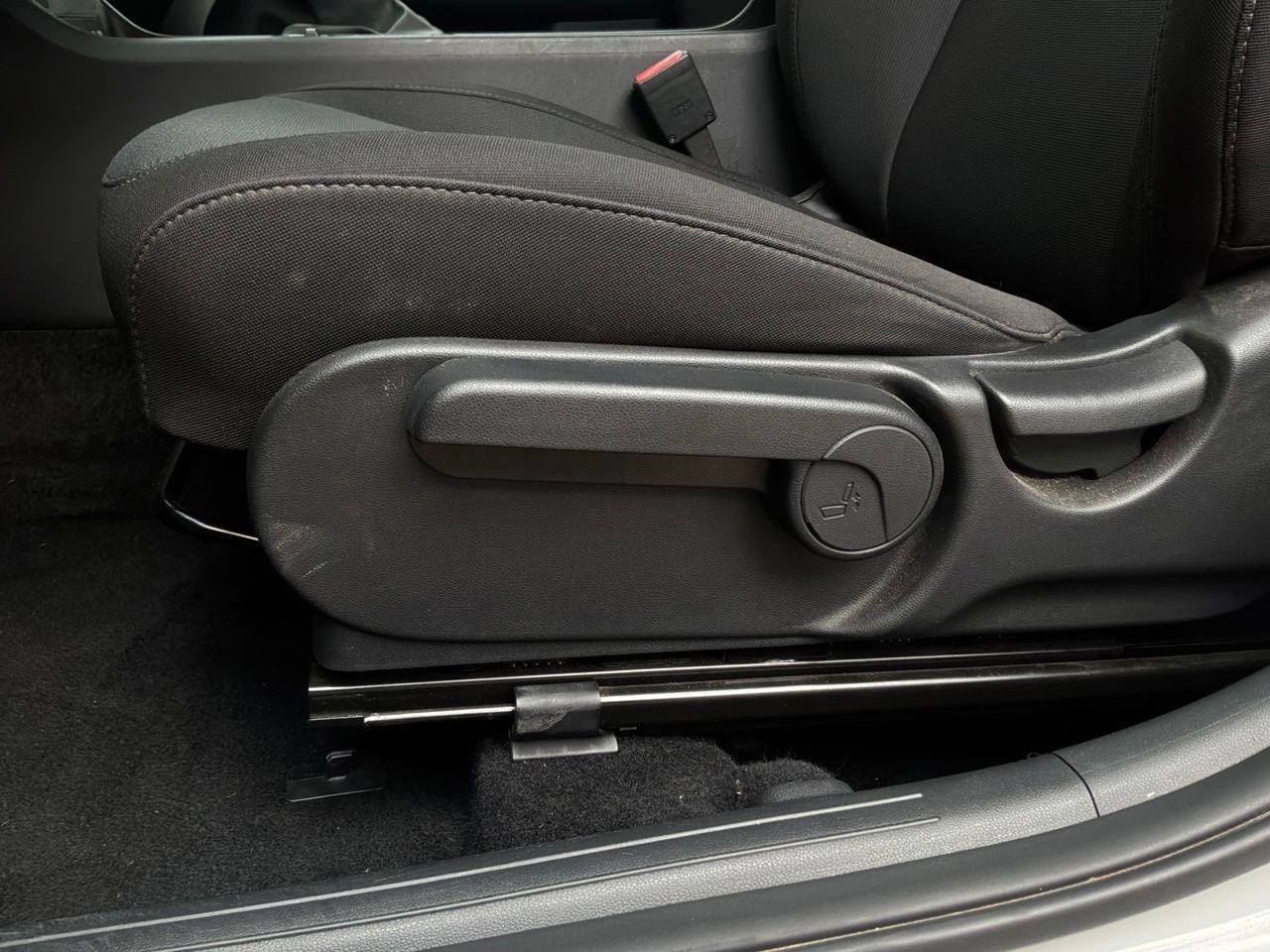 Used 2026 Hyundai Kona SEL Sport FWD image 11