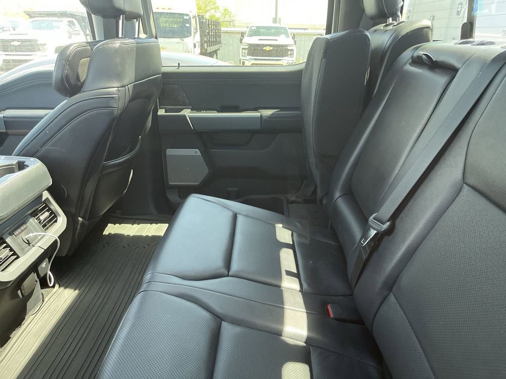Used 2024 Ford F250 Lariat w/ Lariat Ultimate Package AWD/4WD image 7
