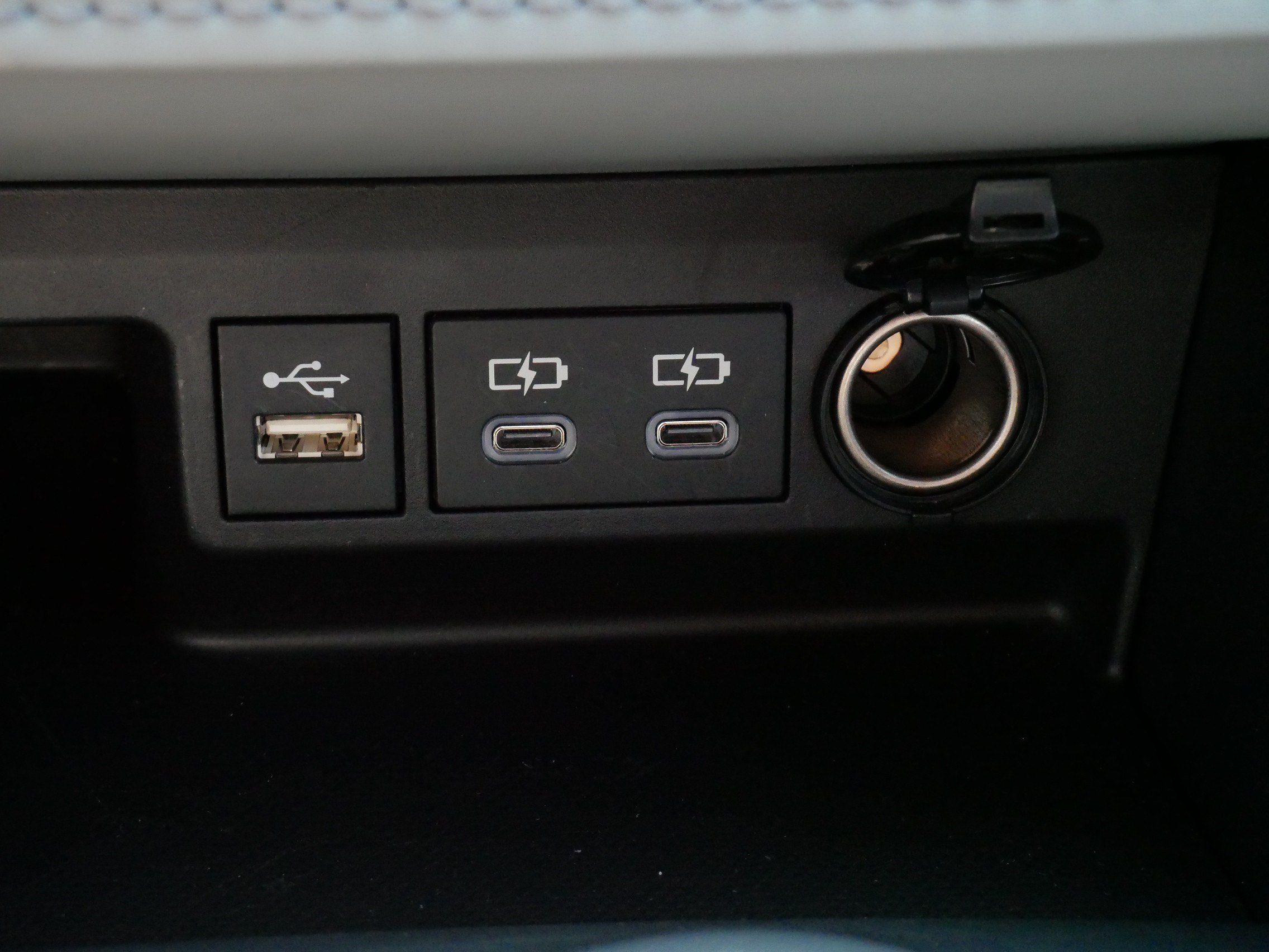 Certified 2026 Toyota Highlander XLE AWD/4WD image 30