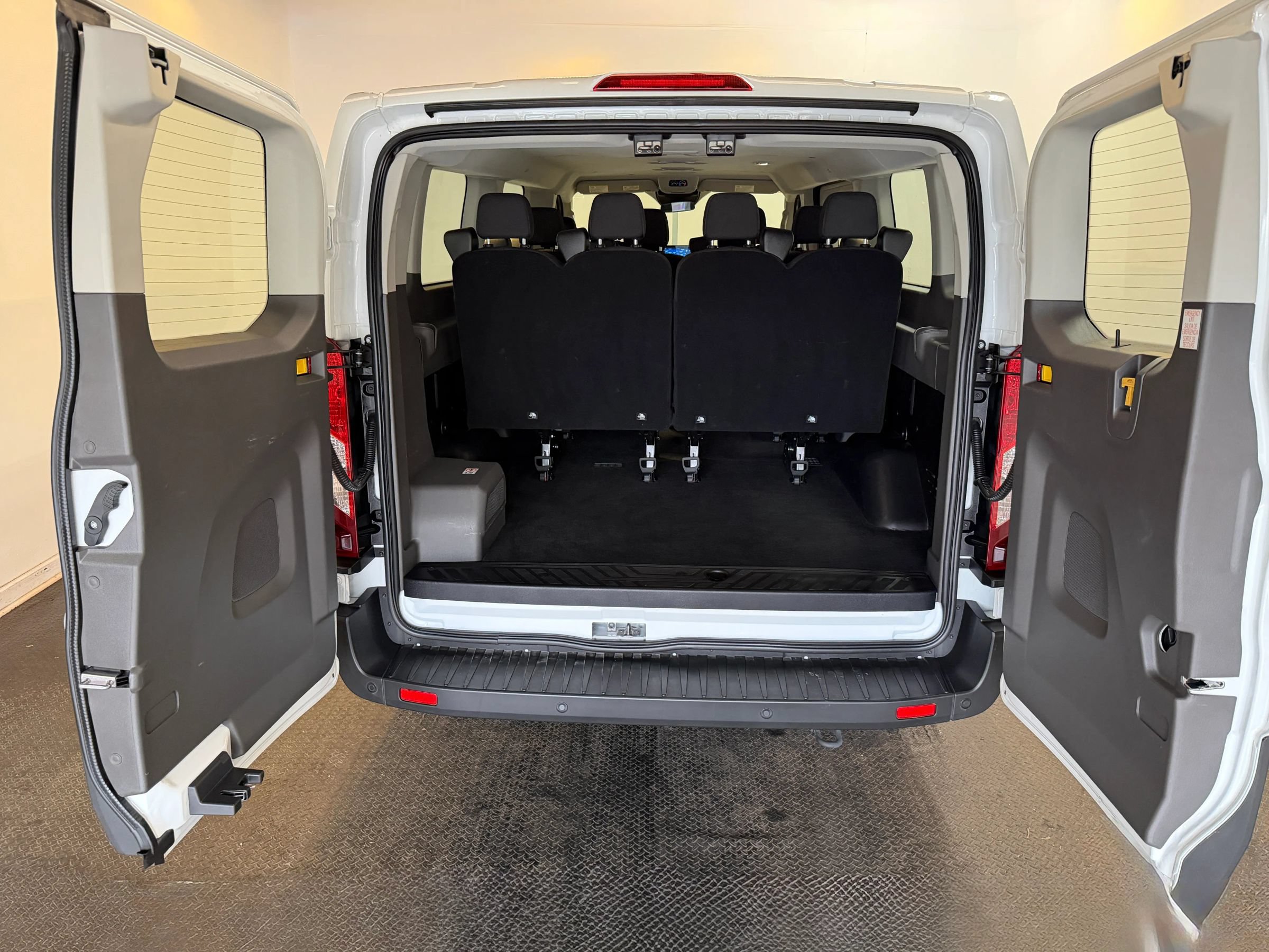 Used 2026 Ford Transit 350 XLT RWD image 31