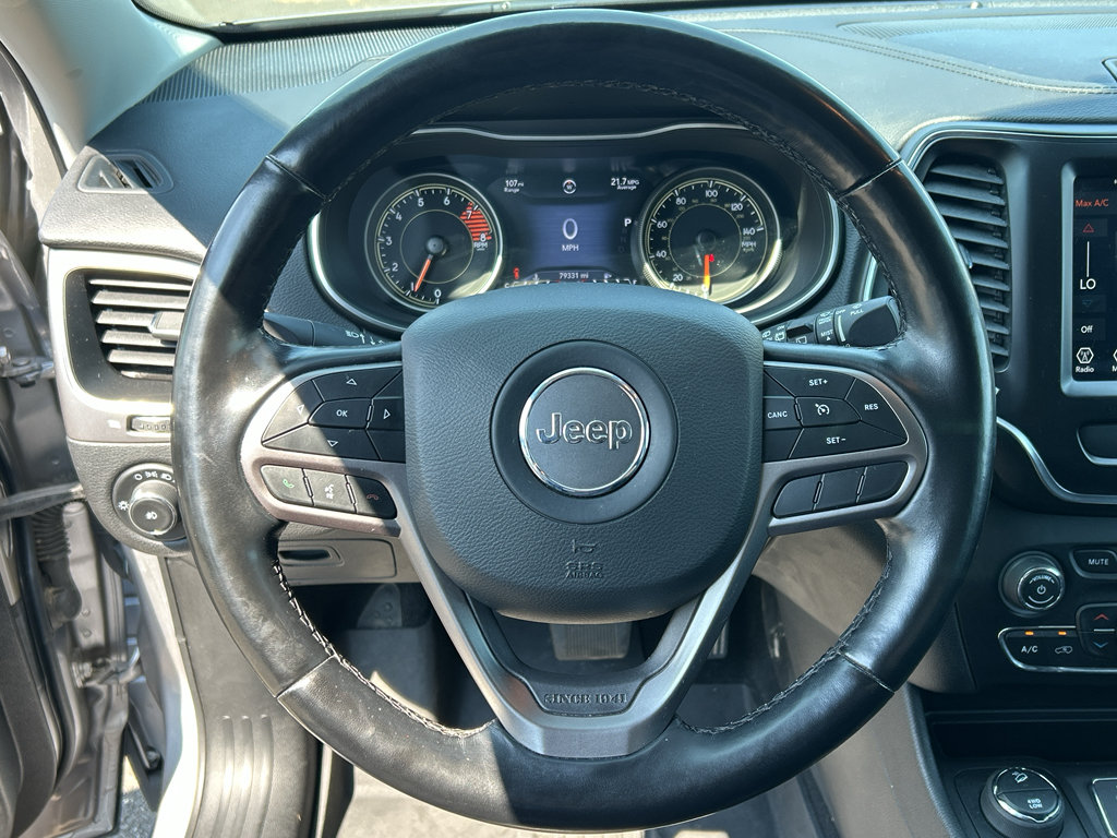 Used 2021 Jeep Cherokee Latitude Lux w/ Comfort/Convenience Group AWD/4WD image 16