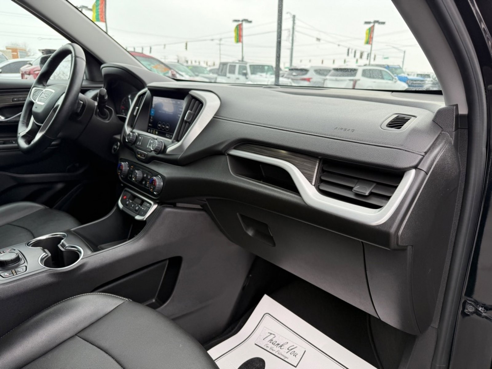 Used 2024 GMC Terrain SLT image 12