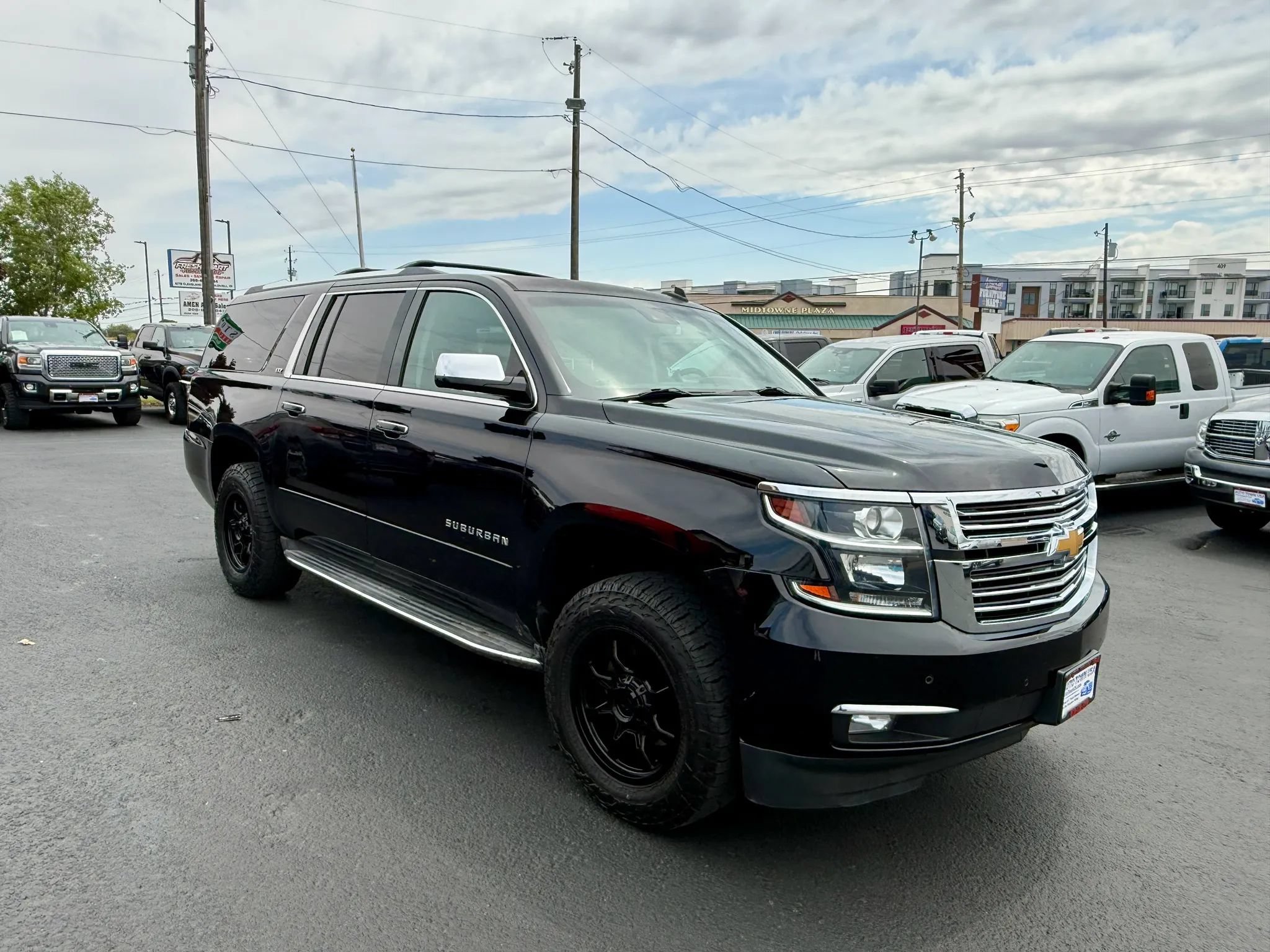 Used 2015 Chevrolet Suburban LTZ w/ Max Trailering Package AWD/4WD image 7