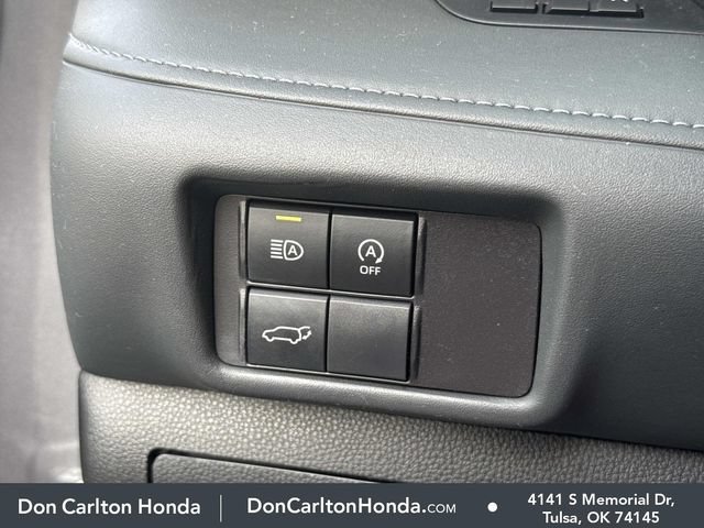 Used 2024 Toyota Highlander XSE FWD image 31