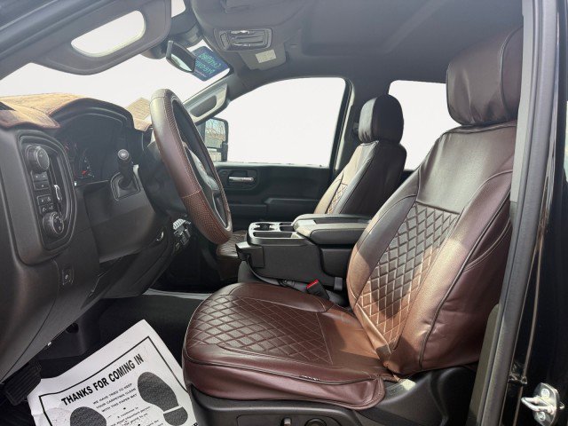 Used 2024 Chevrolet Silverado 2500 Custom w/ Custom Value Package image 2