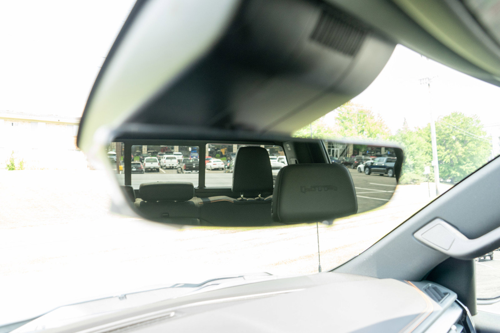 Used 2023 GMC Sierra 1500 AT4 w/ Technology Package AWD/4WD image 25