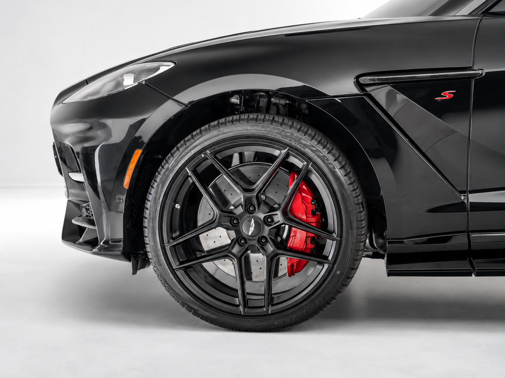 New 2026 Aston Martin DBX 707 AWD/4WD image 5